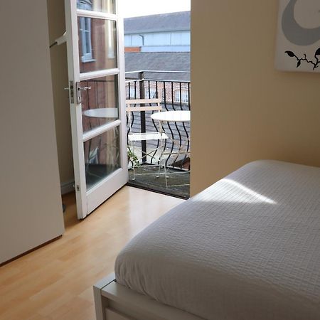 Scandinavian City Centre Apartment Worcester Eksteriør billede