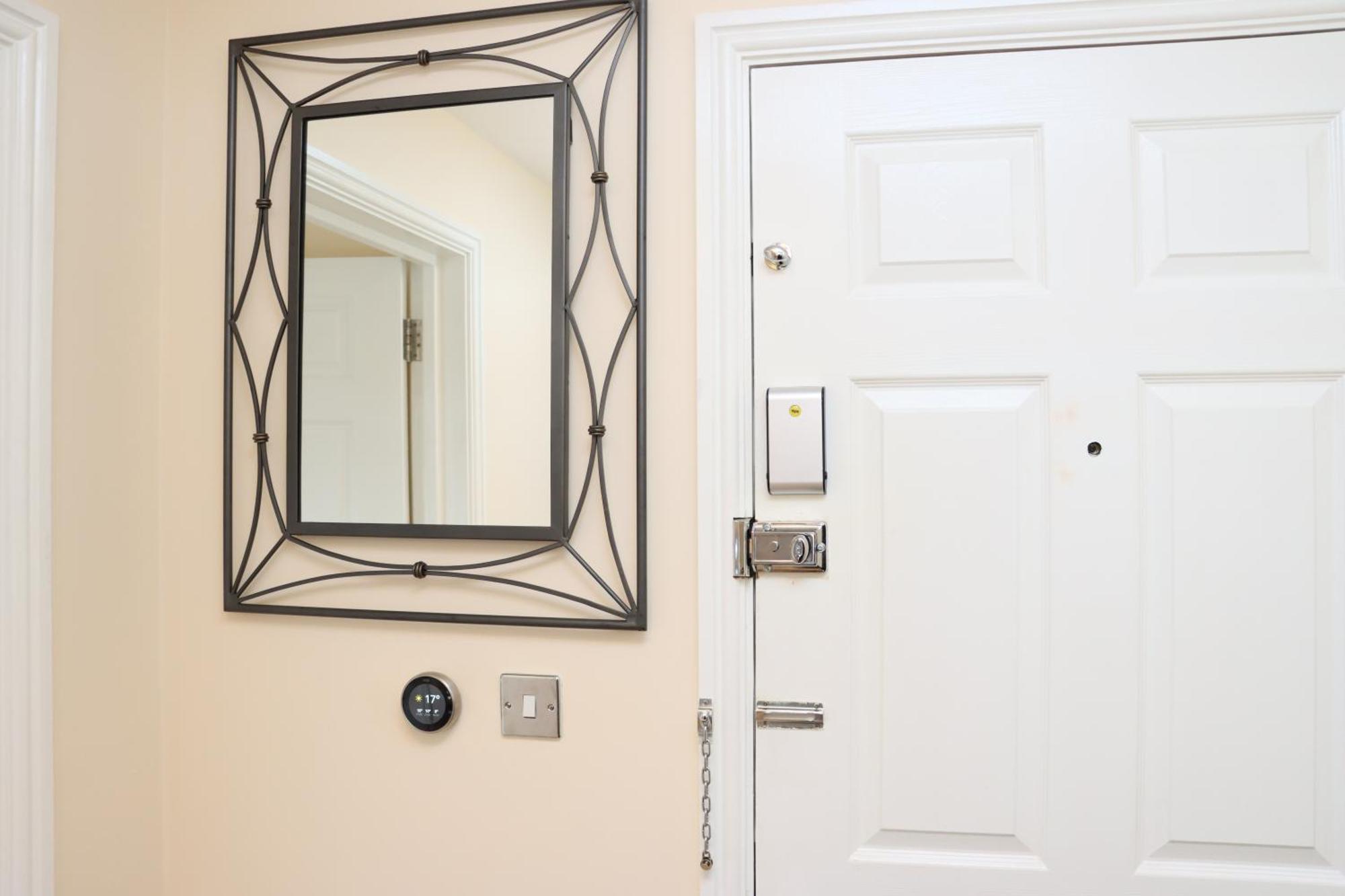 Scandinavian City Centre Apartment Worcester Eksteriør billede