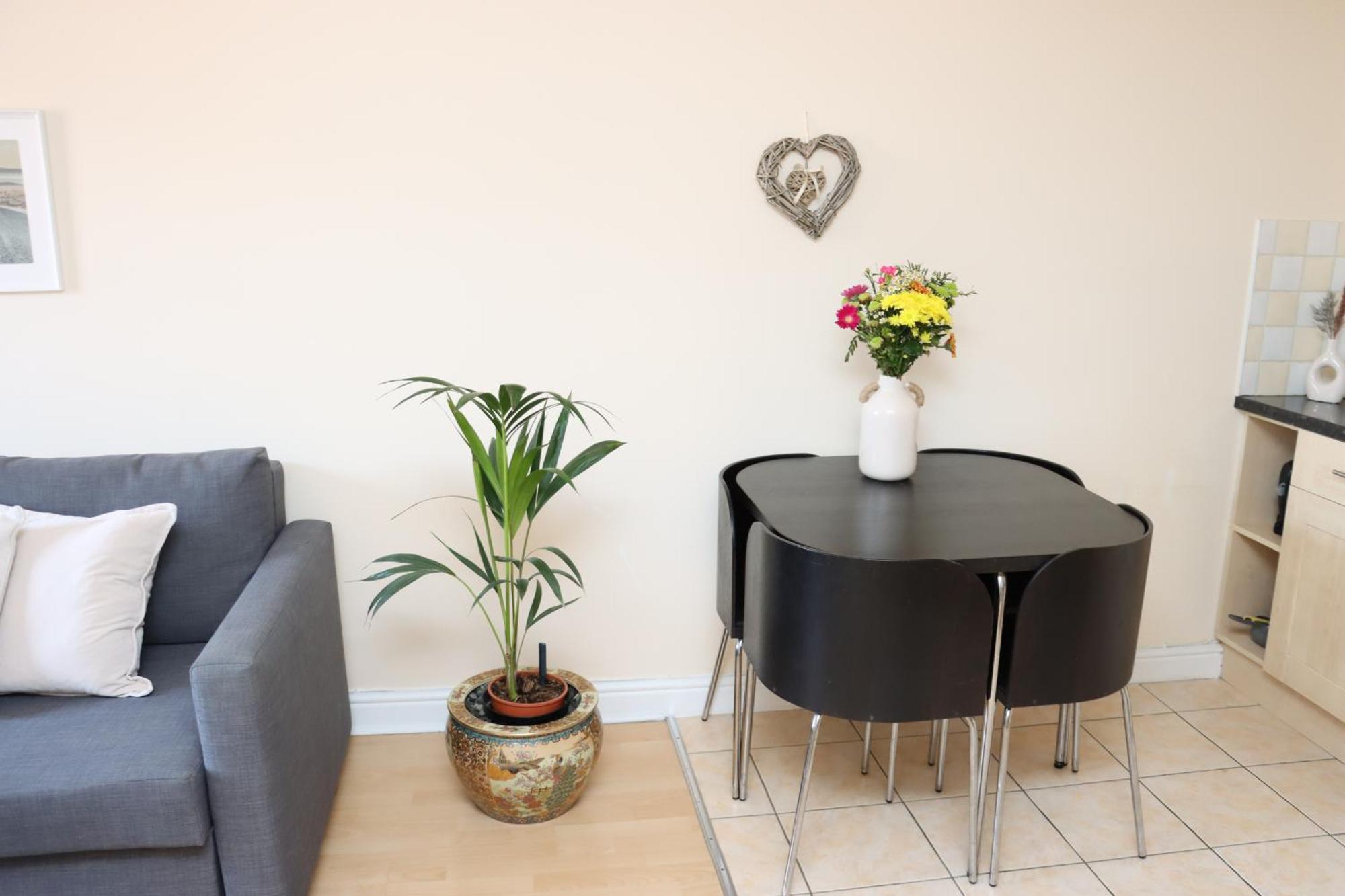 Scandinavian City Centre Apartment Worcester Eksteriør billede