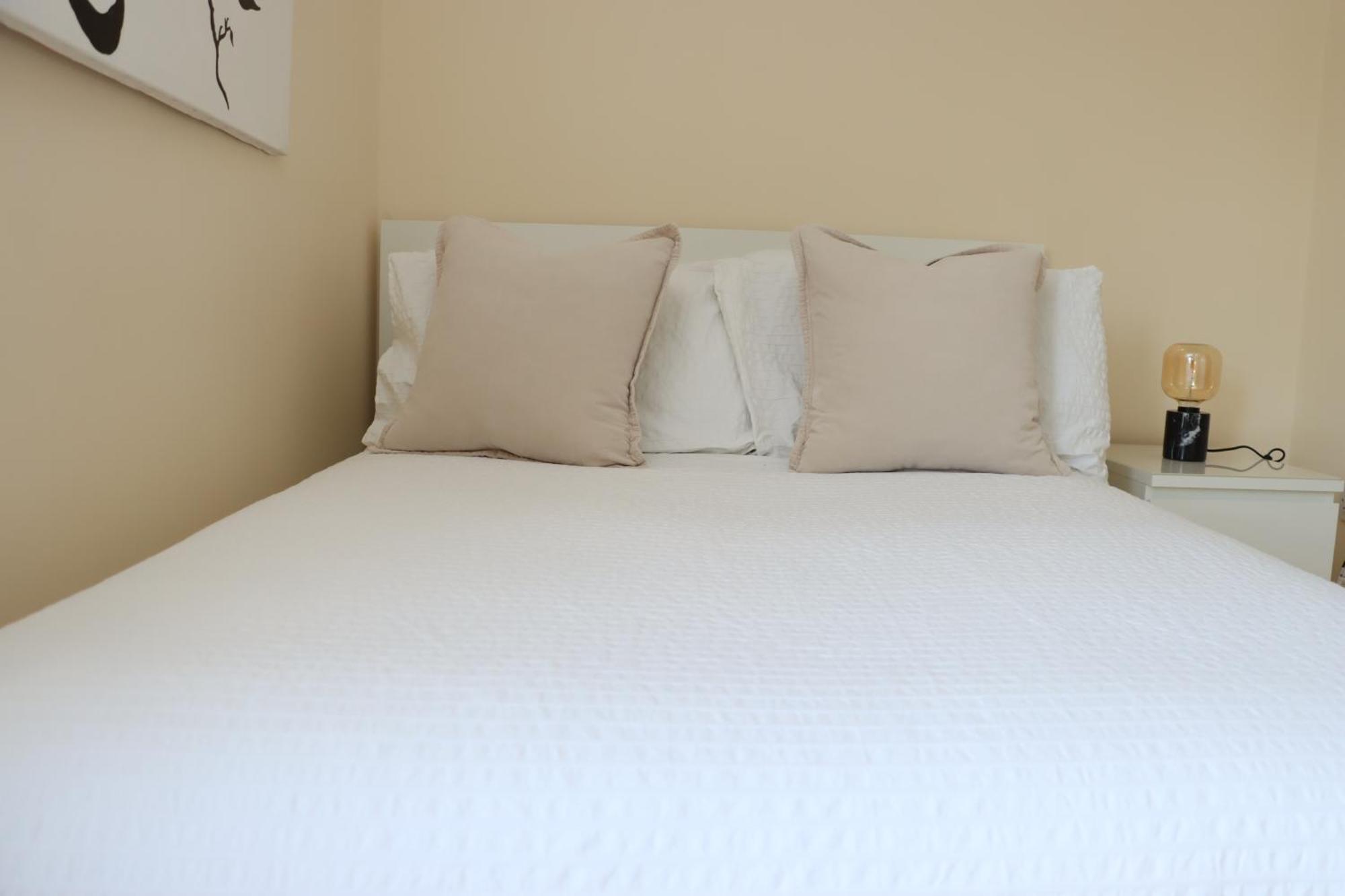Scandinavian City Centre Apartment Worcester Eksteriør billede